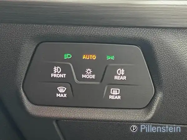 CUPRA FORMENTOR (15/16)