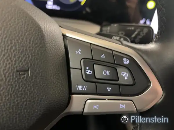 VW GOLF (13/16)
