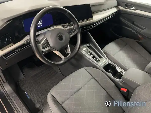 VW GOLF (8/16)