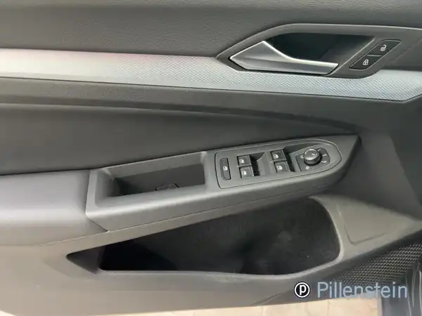 VW GOLF VARIANT (8/20)