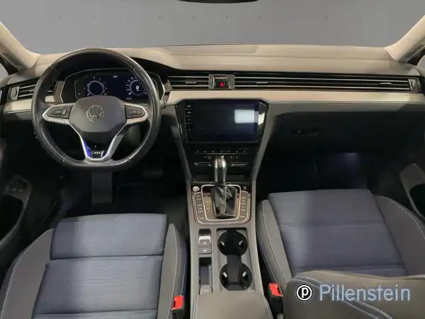 VW PASSAT VARIANT (10/16)