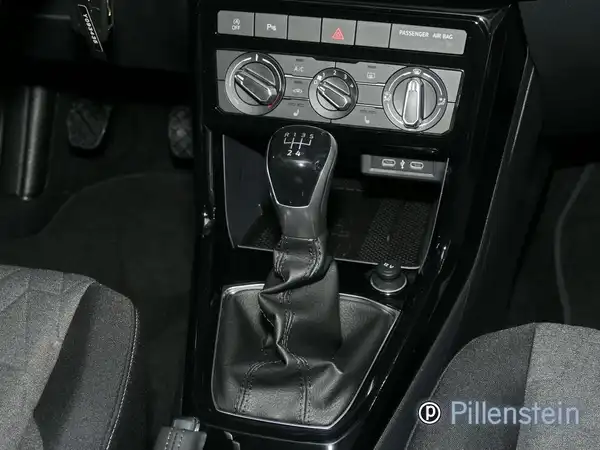 VW T-CROSS (8/11)