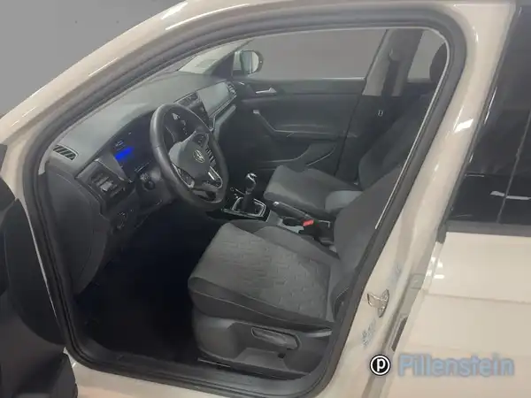 VW T-CROSS (8/19)