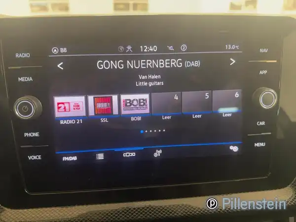 VW T-CROSS (12/19)