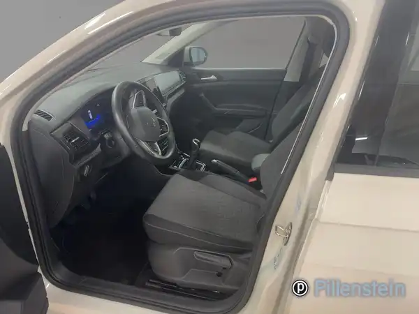 VW T-CROSS (8/19)