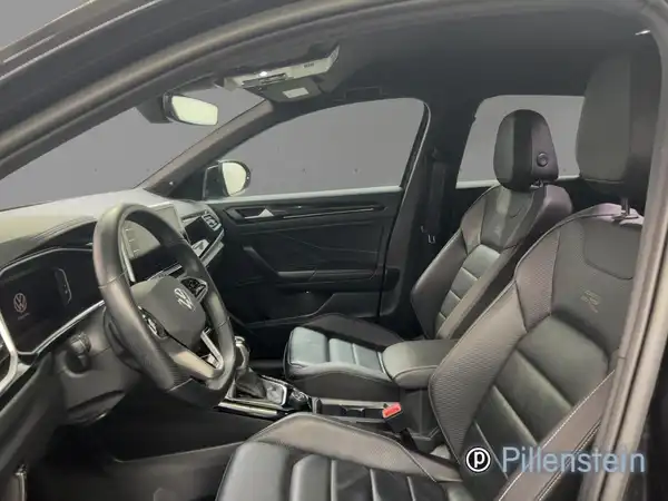 VW T-ROC (4/16)