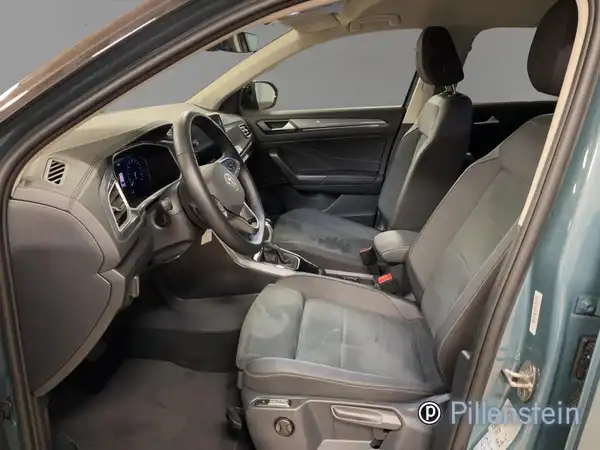 VW T-ROC (9/19)