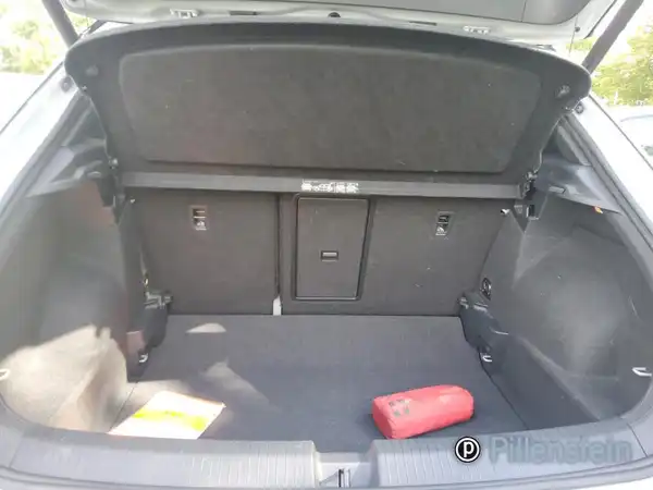 VW T-ROC (9/10)