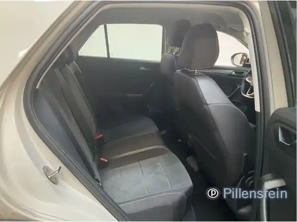 VW T-ROC (5/9)