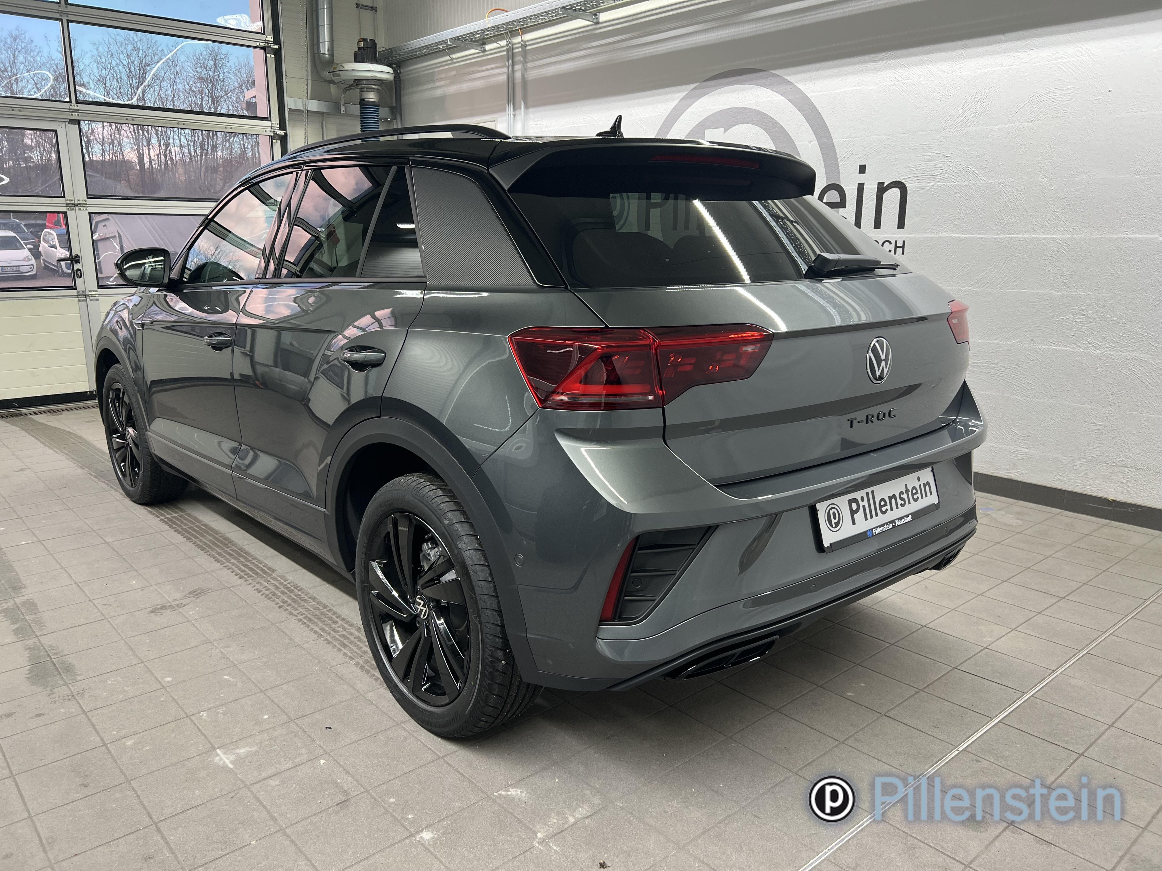 VW T-ROC (2/10)