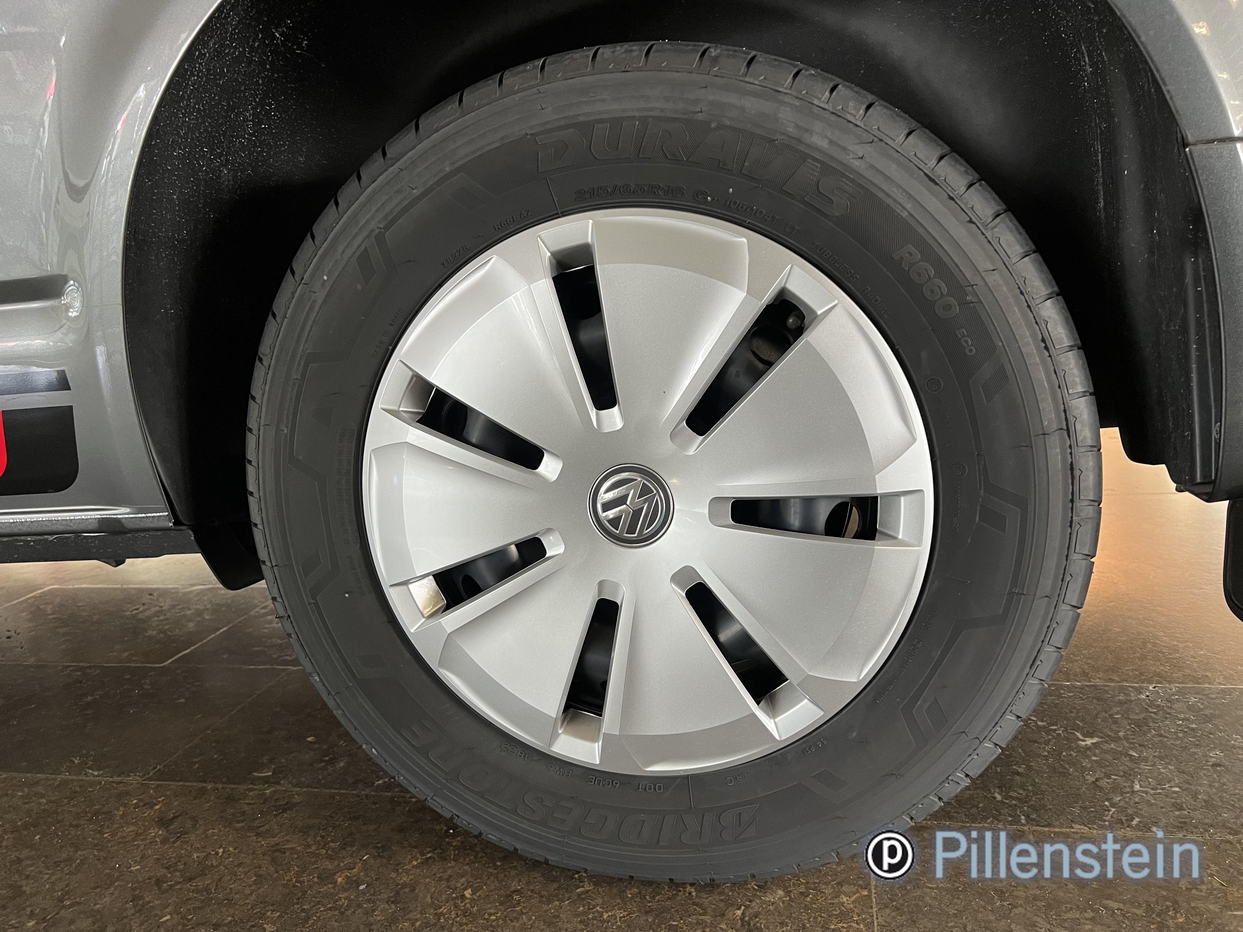 VW T6.1 KOMBI (3/16)