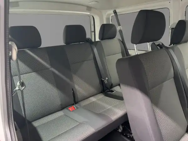 VW T6.1 KOMBI (10/14)