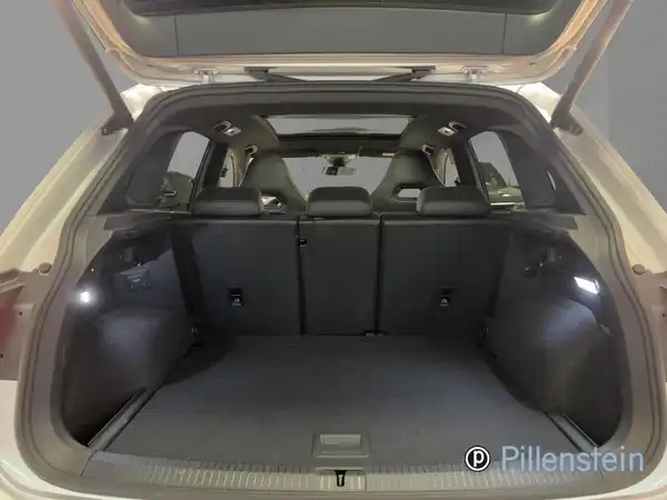VW TIGUAN (16/16)