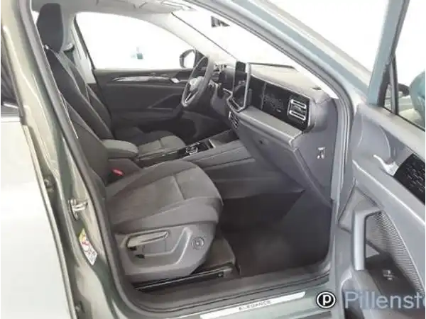 VW TIGUAN (7/12)