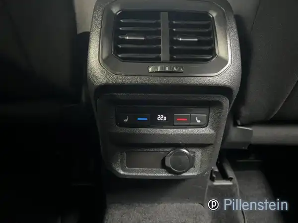 VW TIGUAN (9/16)