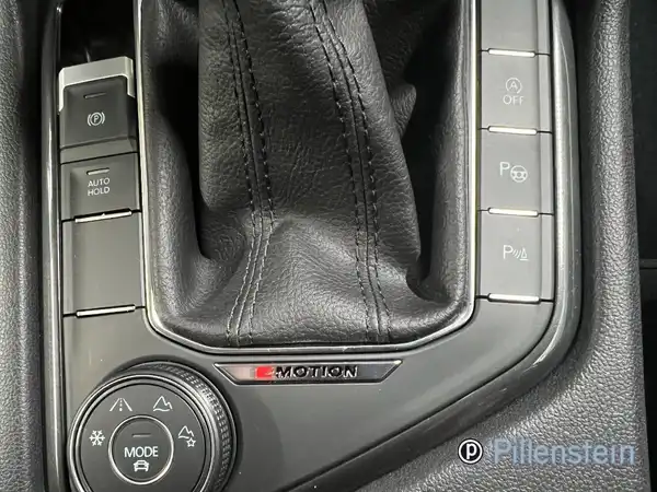 VW TIGUAN ALLSPACE (9/16)