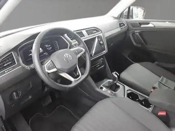 VW TIGUAN ALLSPACE (6/6)